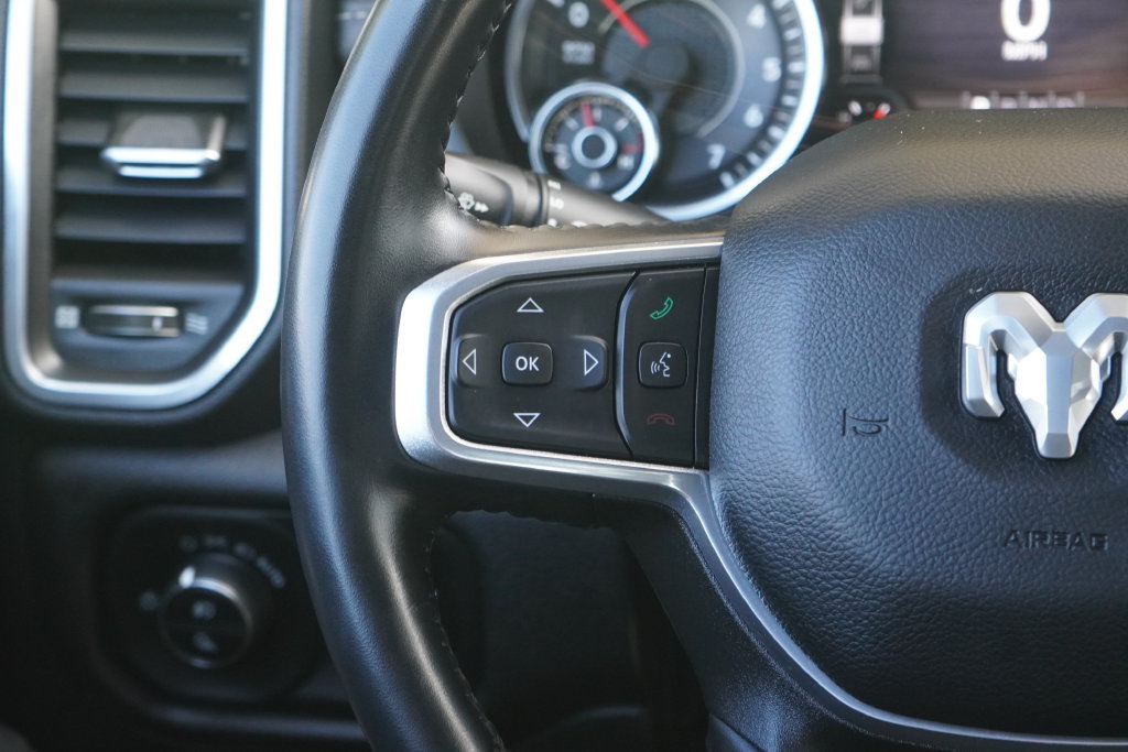 Used 2024 RAM 1500 Laramie AWD/4WD image 15