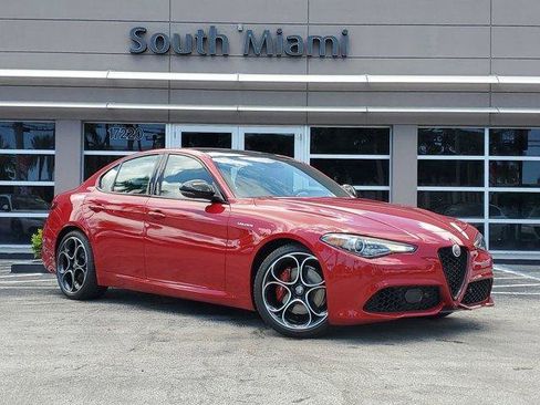 New 2023 Alfa Romeo Giulia Veloce RWD image 1