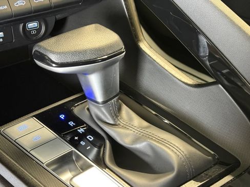 Certified 2023 Hyundai Elantra Blue FWD image 18