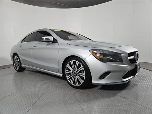Used 2018 Mercedes-Benz CLA 250 CLA 250 image 2