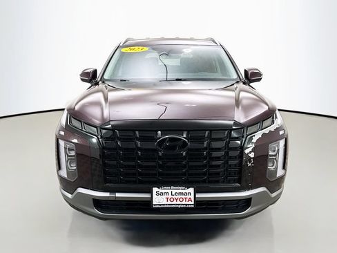 Used 2023 Hyundai Palisade SEL w/ Cargo Package AWD/4WD image 2