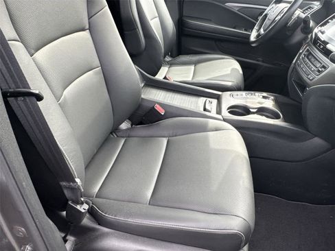 Used 2023 Honda Ridgeline RTL image 17