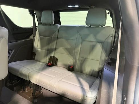 Used 2021 GMC Yukon SLT w/ SLT Luxury Plus Package AWD/4WD image 26