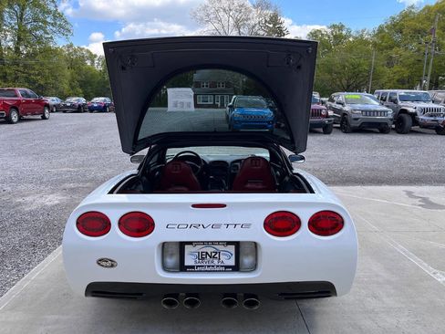 Used 1998 Chevrolet Corvette Coupe w/ Roof Pkg RWD image 14