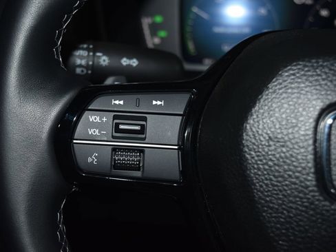 Used 2025 Honda Civic Sport Touring image 9