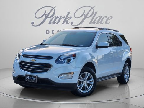 Used 2017 Chevrolet Equinox LT w/ Convenience Package AWD/4WD image 1
