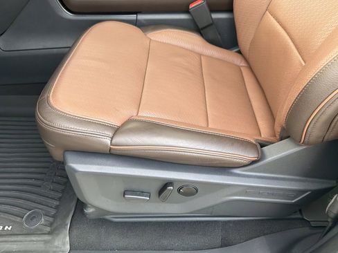 Used 2025 Ford Expedition Max King Ranch AWD/4WD image 24