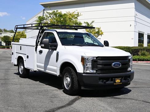 Used 2019 Ford F350 XL w/ Power Equipment Group RWD image 7