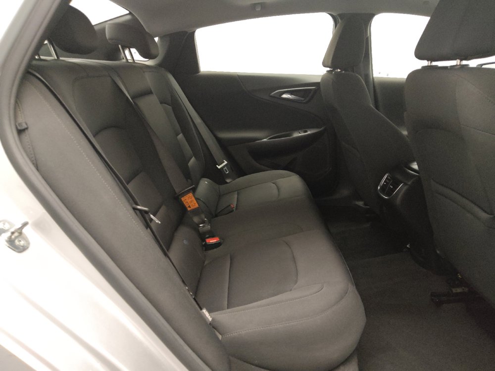 Used 2021 Chevrolet Malibu LT FWD image 19