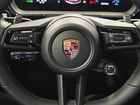 New 2026 Porsche Cayenne S image 16