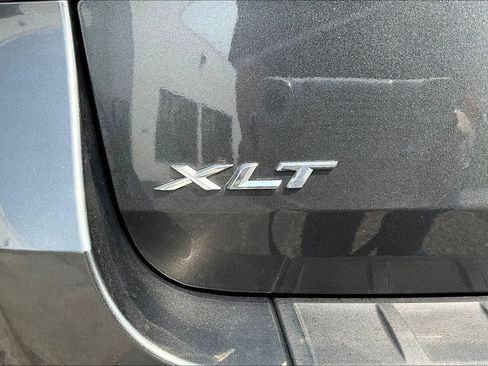 Used 2020 Ford Explorer XLT w/ Equipment Group 202A AWD/4WD image 24