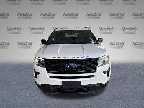 Used 2018 Ford Explorer Sport AWD/4WD image 3