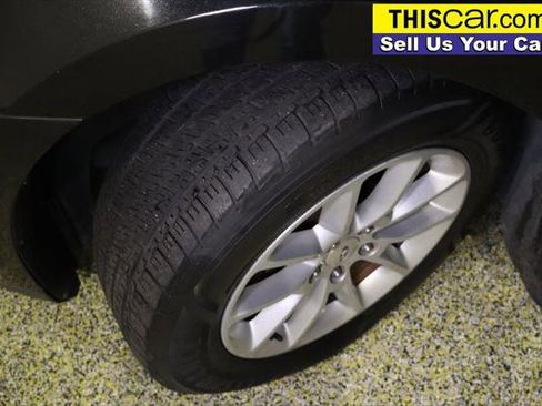 Used 2013 Ford Taurus SE image 23