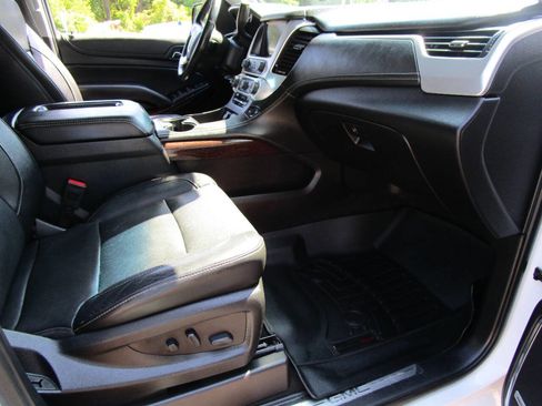 Used 2018 GMC Yukon SLT image 15