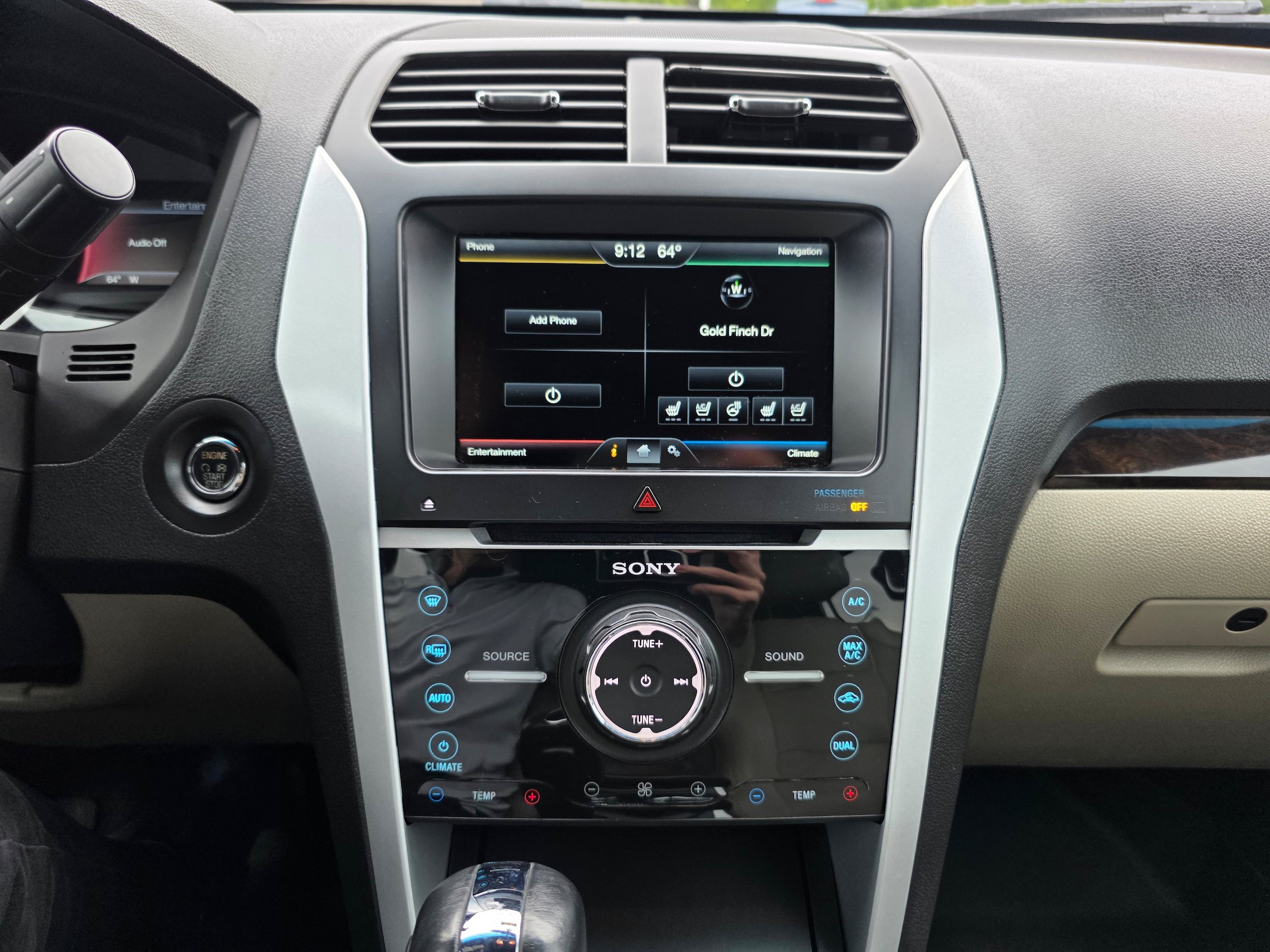 Used 2014 Ford Explorer Limited w/ Equipment Group 301A AWD/4WD image 12