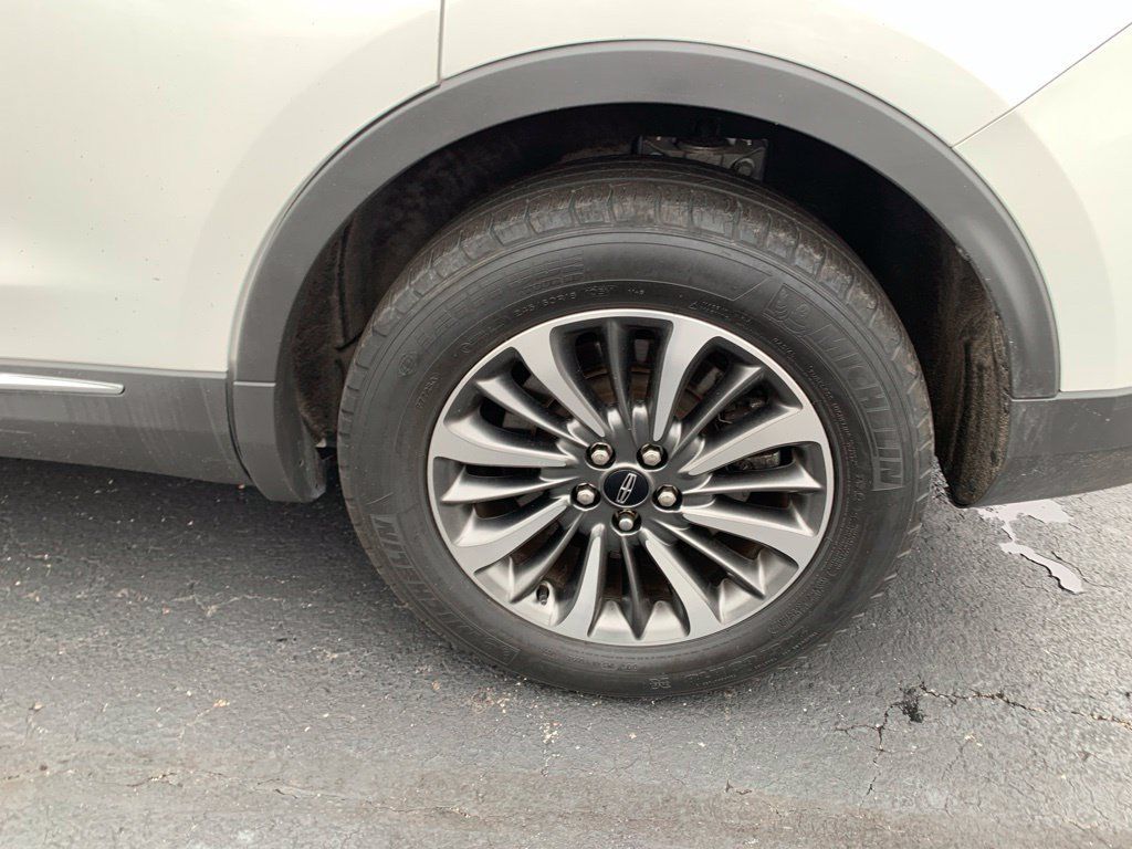 Used 2023 Lincoln Nautilus AWD w/ Premium Package image 18