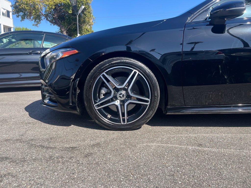 Used 2022 Mercedes-Benz A 220 w/ AMG Line image 8