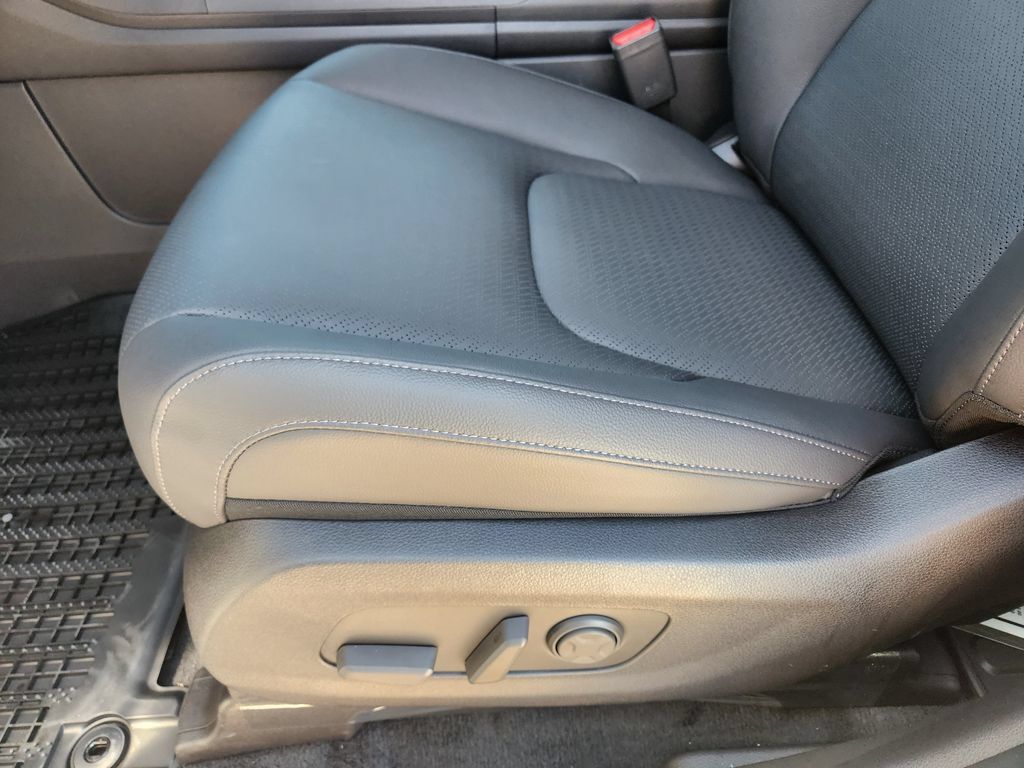 New 2027 Kia Carnival SX Prestige FWD image 23