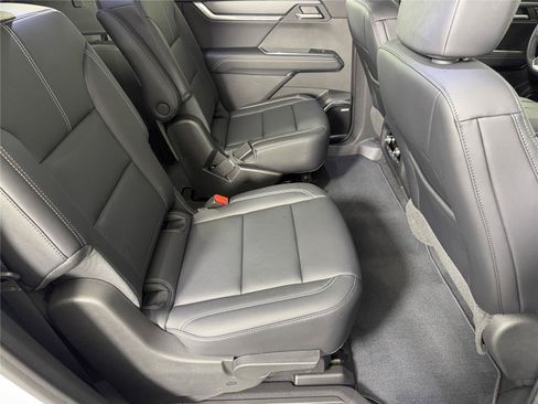 New 2026 GMC Acadia Elevation w/ Black Edition FWD image 14