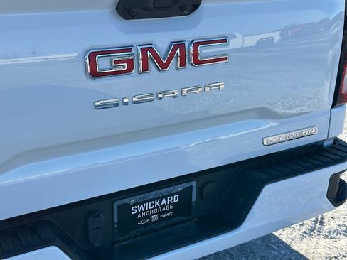 New 2026 GMC Sierra 1500 Elevation image 13