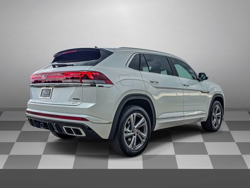Used 2024 Volkswagen Atlas Cross Sport SEL R-Line AWD/4WD image 6