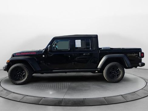 Used 2021 Jeep Gladiator Sport image 2