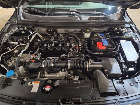 Used 2022 Honda Accord Sport image 17
