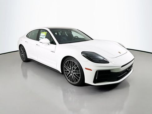 Certified 2025 Porsche Panamera 4S AWD/4WD image 7