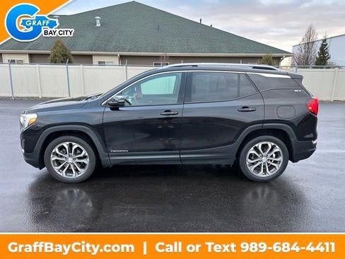 Used 2018 GMC Terrain SLT w/ Preferred Package image 2