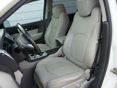 Used 2010 GMC Acadia SLT image 20