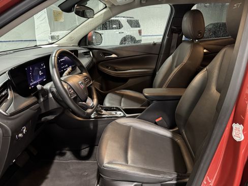 Used 2024 Buick Encore GX Sport Touring image 26