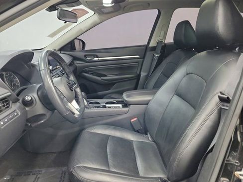 Certified 2022 Nissan Altima 2.5 SV w/ SV Premium Package image 21