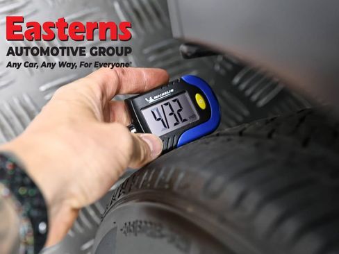 Used 2024 Nissan Kicks S image 25