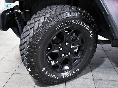 Used 2023 Jeep Wrangler Unlimited w/ 8.4" Radio Group image 7