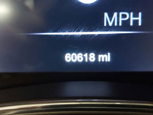 Used 2021 Jeep Grand Cherokee Limited w/ Luxury Group II image 17