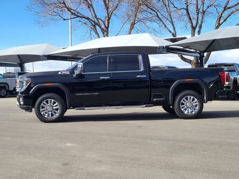 Used 2020 GMC Sierra 2500 Denali w/ Technology Package image 4