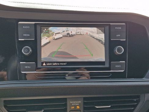 Used 2022 Volkswagen Jetta Sport FWD image 18