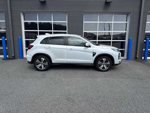 Used 2024 Mitsubishi Outlander Sport SE AWD/4WD image 4