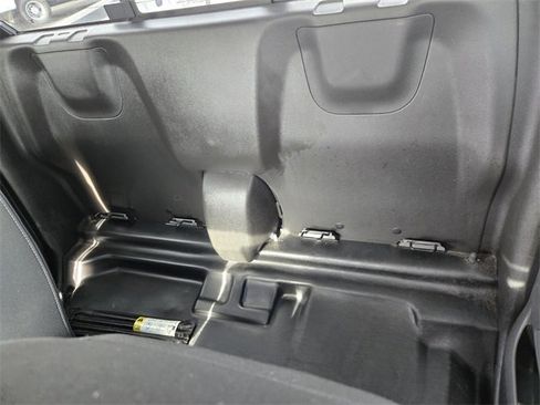 Used 2022 Chevrolet Colorado LT w/ Fleet Safety Package image 11