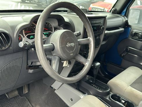 Used 2010 Jeep Wrangler Unlimited Sport image 12