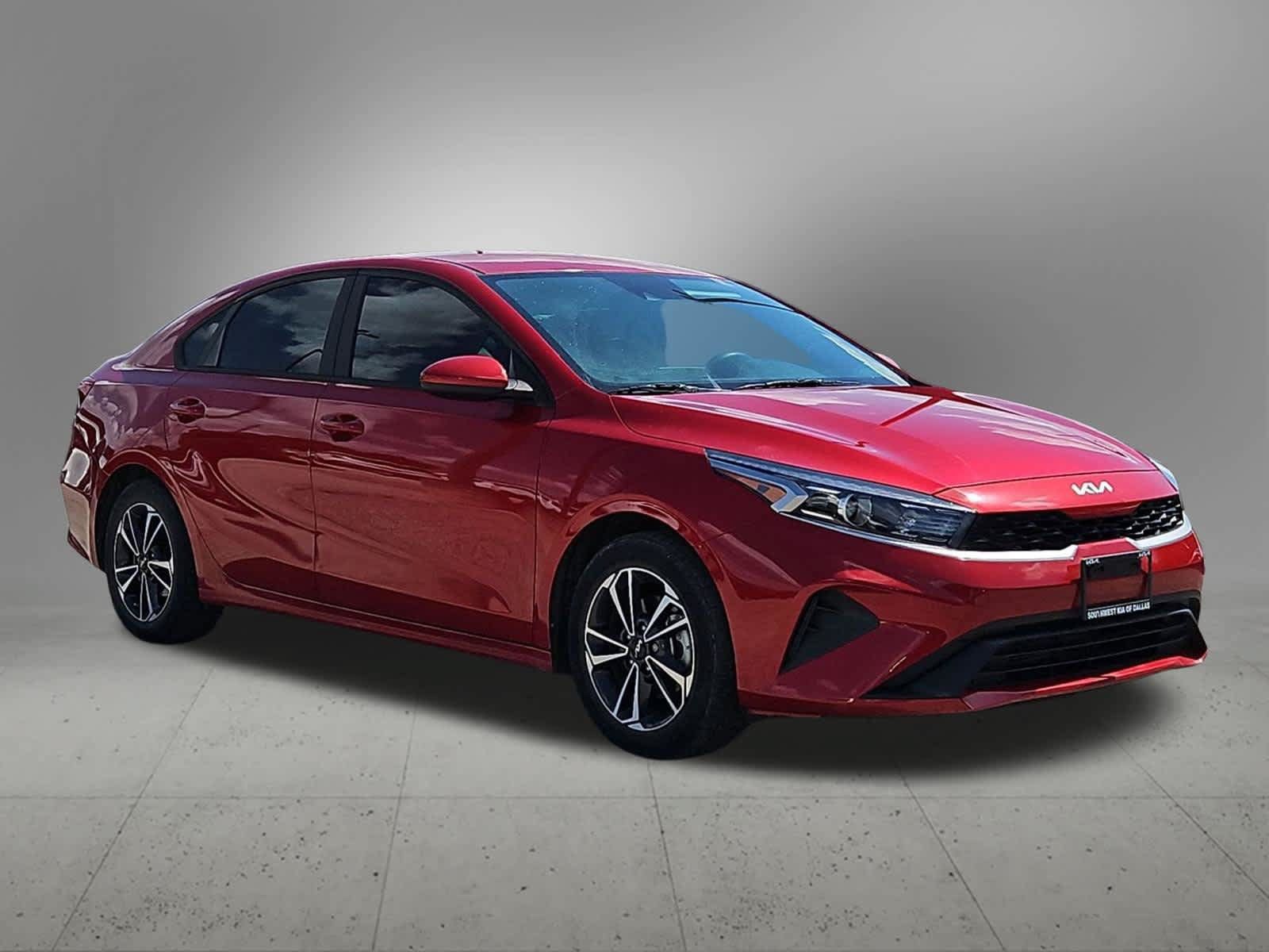 Used 2024 Kia Forte LXS FWD image 5