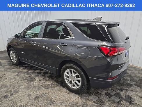 Used 2022 Chevrolet Equinox LT AWD/4WD image 9