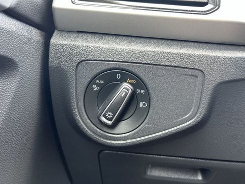 Used 2023 Volkswagen Atlas SEL image 19