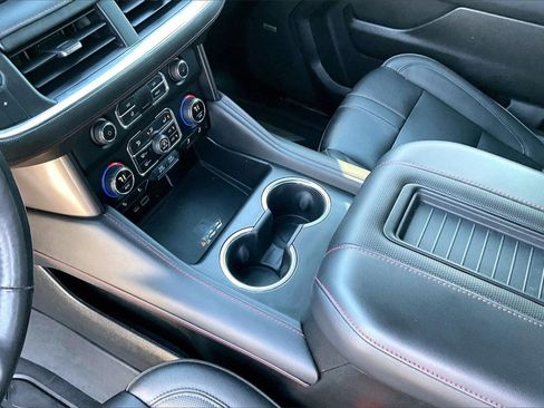 Used 2022 Chevrolet Tahoe RST w/ Luxury Package image 15