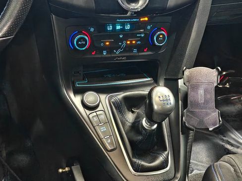 Used 2017 Ford Focus RS image 8