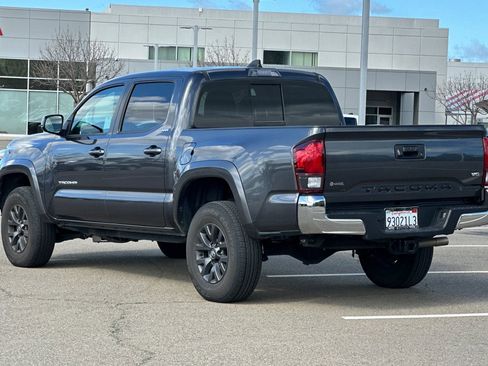 Used 2022 Toyota Tacoma SR5 image 6
