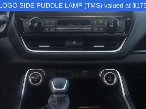Used 2024 Toyota Grand Highlander AWD image 8