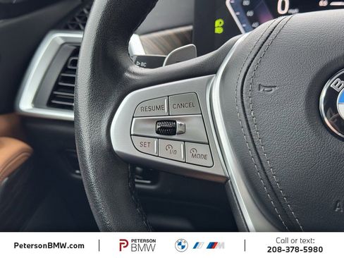 Used 2023 BMW X7 xDrive40i w/ Premium Package image 25
