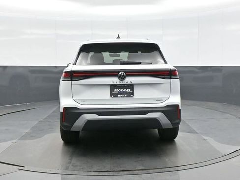New 2026 Volkswagen Tiguan SE AWD/4WD image 6