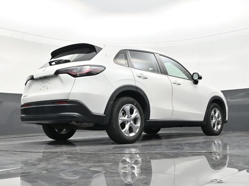 Used 2023 Honda HR-V LX image 24
